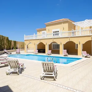 Villa Classbnb - Luxurious 1,5 Kilometers From, Costa Adeje (Tenerife)